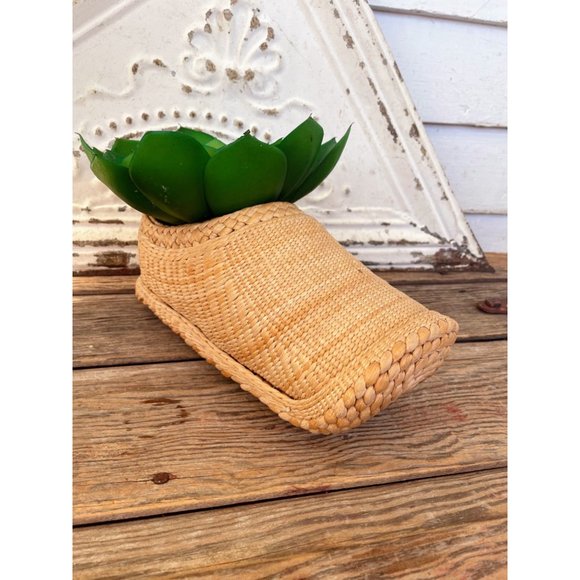Vintage 1970s Woven Grass Shoe Planter Boho - Picture 2 of 10